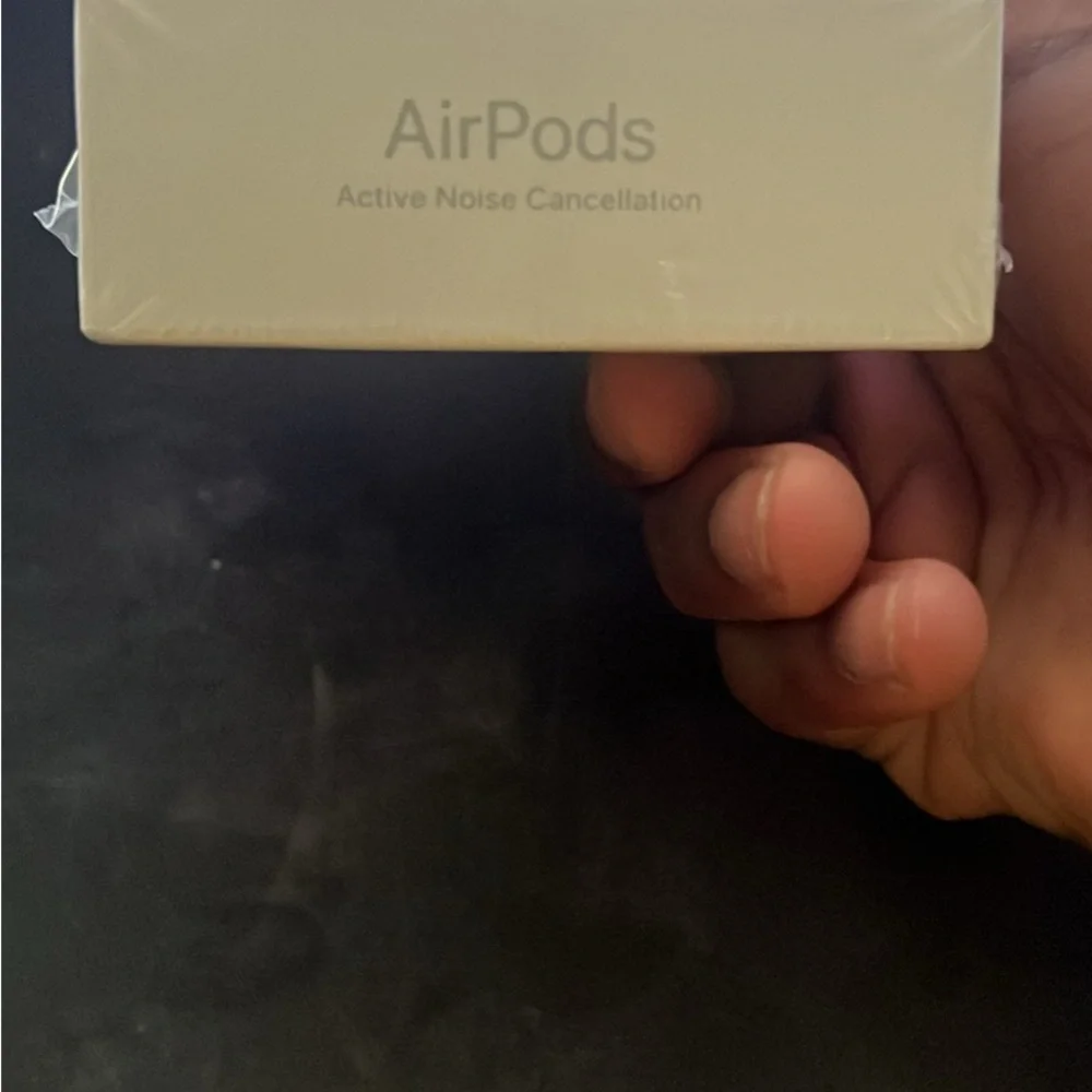 White Wireless Earbuds
